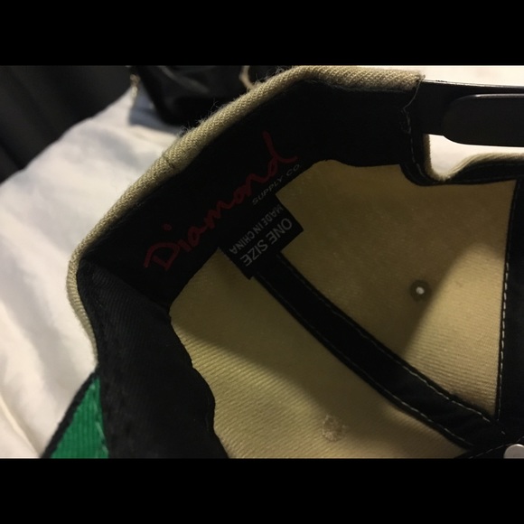 Diamond hat - Picture 2 of 3